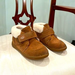 Ugg boots girls size 11